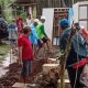 Lembaga Amil Zakat Infaq dan Sodaqoh Nahdlatul Ulama (Lazisnu) Kabupaten Tuban melakukan bakti sosial di 98 titik yang tersebar di wilayah Kabupaten Tuban. Hal itu sebagai rangkaian dalam memperingati Hari Lahir Nahdlatul Ulama (NU) ke-98, Minggu (28/2/2021). Bakti sosial tersebut mulai dilaksanakan pada 26 Rajab yang bertepatan dengan lahirnya NU pada 98 tahun silam. Berbagai kegiatan dilaksanakan sebagai wujud kepedulian Lazisnu terhadap pendidikan dan juga warga kurang mampu terutama yang ada di Kabupaten Tuban.